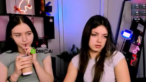 Snapshot of miki_ti chatting on January 8, 6:37 am miki_ti online show from January 8, 6:37 am