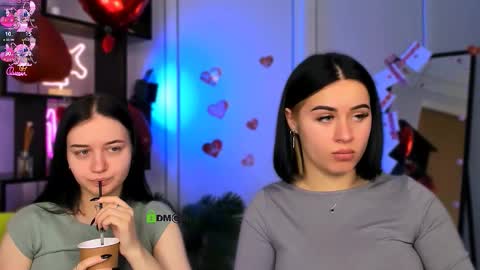 Snapshot of miki_ti chatting on February 19, 7:54 pm miki_ti online show from February 19, 7:54 pm