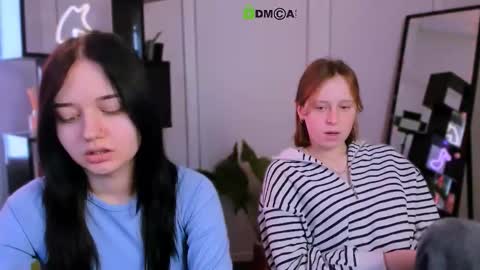 Snapshot of miki_ti chatting on February 28, 7:09 am miki_ti online show from February 28, 7:09 am