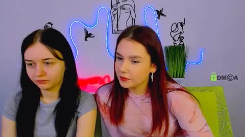 Snapshot of miki_ti chatting on March 2, 6:03 am miki_ti online show from March 2, 6:03 am