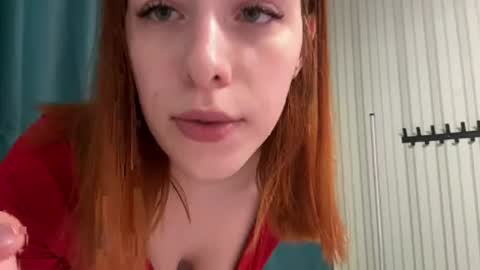 Snapshot of mikka_blush chatting on July 10, 9:17 pm mikka_blush online show from July 10, 9:17 pm