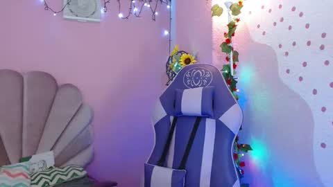 Mikka 3 online show from March 6, 1:18 pm