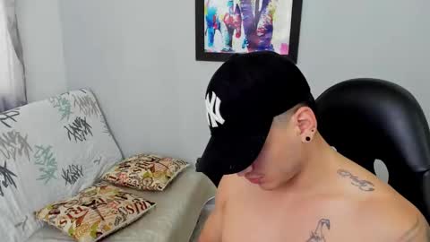 MIKKE online show from February 20, 2:24 pm