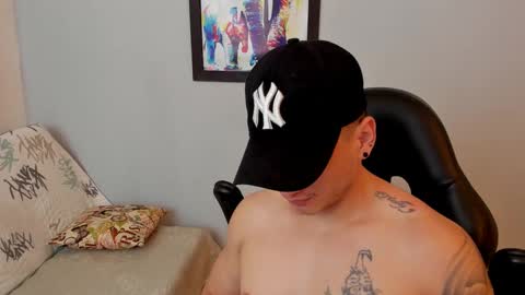 MIKKE online show from March 11, 2:18 pm