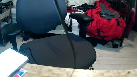 Snapshot of miklouel79 chatting on August 7, 6:04 am miklouel79 online show from August 7, 6:04 am