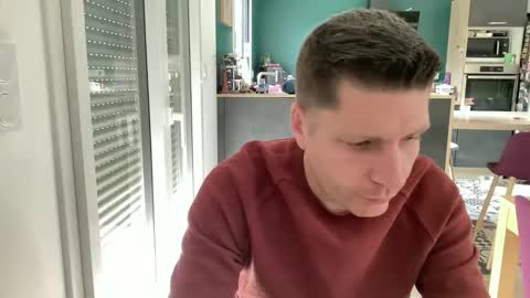 Snapshot of miklp8463 chatting on May 19, 6:53 am miklp8463 online show from May 19, 6:53 am