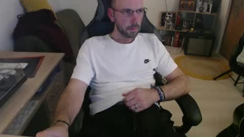 mikmik91 online show from February 10, 4:44 pm