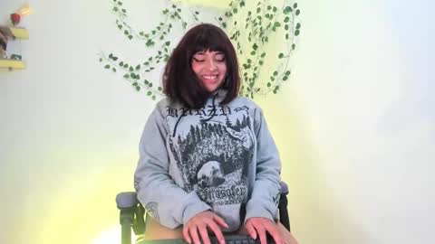   miku katsuragi  online show from February 16, 5:37 am