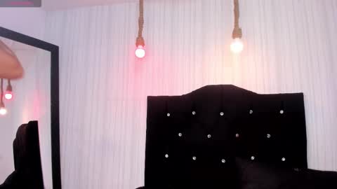   miku katsuragi  online show from September 11, 11:27 pm