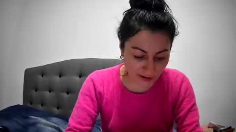 Mikyloveu online show from February 18, 6:26 pm