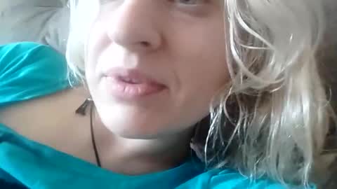 Snapshot of mila_420 chatting on September 17, 10:39 am Mila 420 online show from September 17, 10:39 am