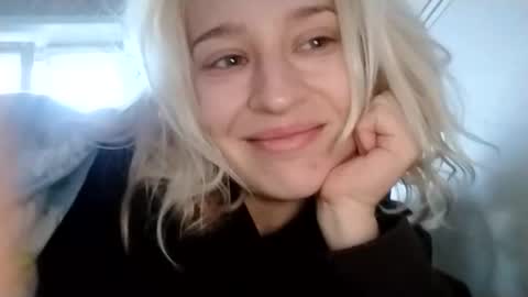 Snapshot of mila_420 chatting on September 27, 1:05 pm Mila 420 online show from September 27, 1:05 pm