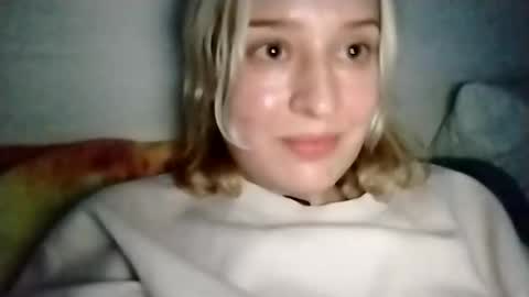 Snapshot of mila_420 chatting on October 1, 12:49 am Mila 420 online show from October 1, 12:49 am