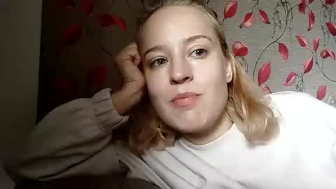 Snapshot of mila_420 chatting on October 5, 6:56 am Mila 420 online show from October 5, 6:56 am