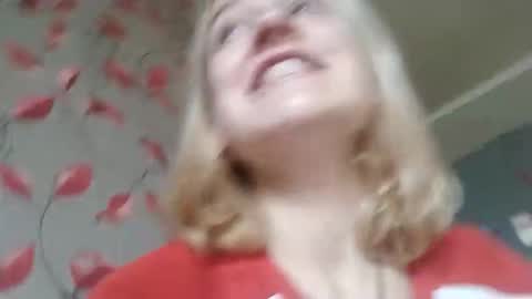 Snapshot of mila_420 chatting on October 12, 8:57 am Mila 420 online show from October 12, 8:57 am