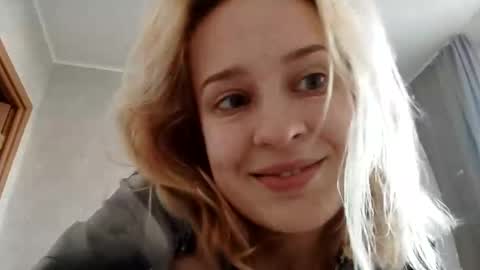 Mila 420 online show from October 26, 8:53 am