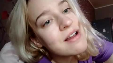 Mila 420 online show from November 28, 9:01 am