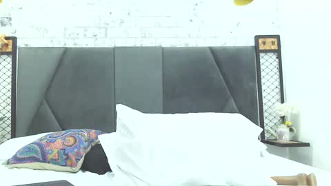 mila_adamss online show from February 4, 8:38 pm