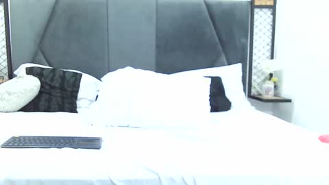 mila_adamss online show from February 9, 1:22 am