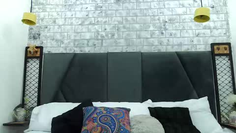 mila_adamss online show from February 20, 10:59 am