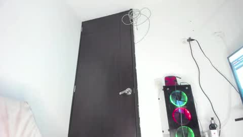 Mila Dash online show from November 20, 12:22 am