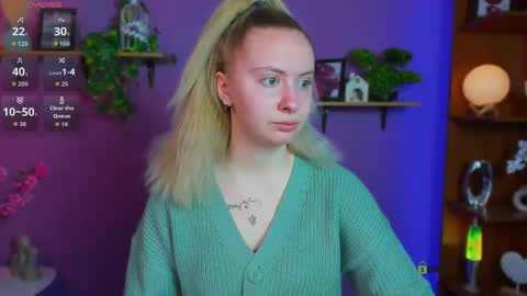 mila_glow online show from April 23, 6:32 pm