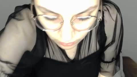 mila_keyy online show from May 13, 8:16 pm