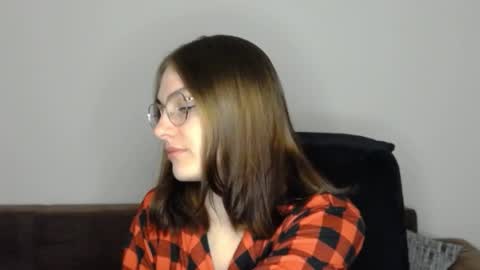 mila_keyy online show from May 23, 8:24 pm