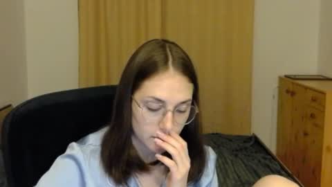 mila_keyy online show from July 13, 9:39 pm