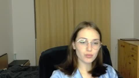 mila_keyy online show from July 14, 8:14 pm