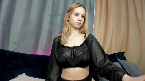 mila_kinor online show from January 19, 9:11 am