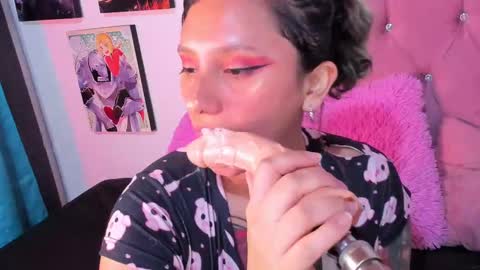 Snapshot of mila_nixon01 chatting on October 3, 4:53 am MILA  online show from October 3, 4:53 am