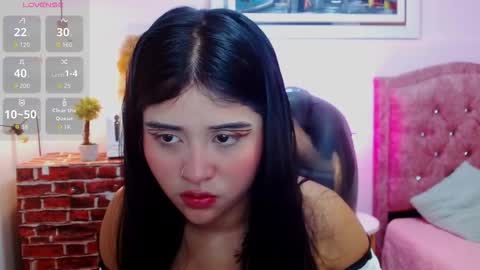 Snapshot of mila_quin chatting on March 8, 1:04 pm mila_quin online show from March 8, 1:04 pm