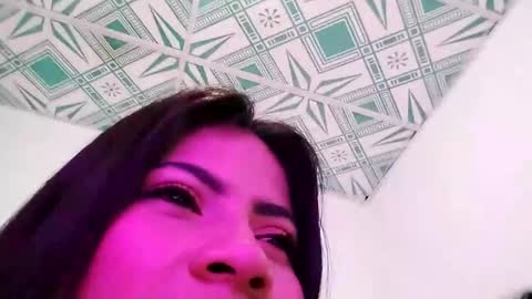 laura online show from September 17, 4:25 am