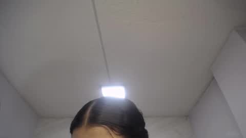 Snapshot of mila_sweet_v chatting on October 3, 3:14 am Mila  online show from October 3, 3:14 am