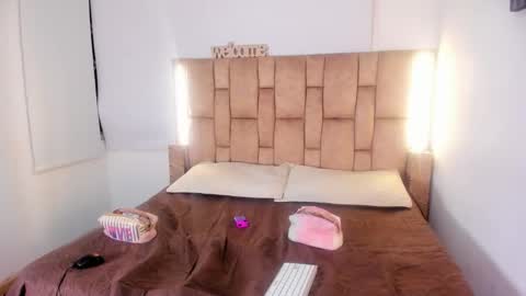 Mila  online show from February 20, 6:26 am