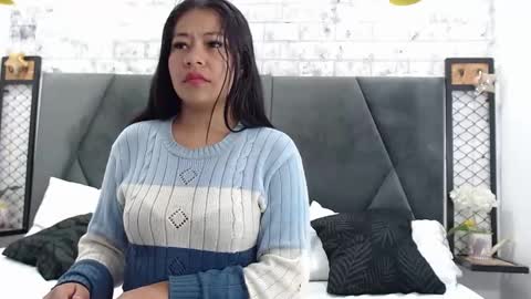 mila online show from January 10, 11:00 am