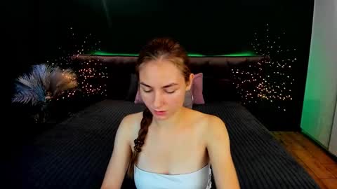 Snapshot of milaaddam chatting on September 21, 5:42 am Milla online show from September 21, 5:42 am