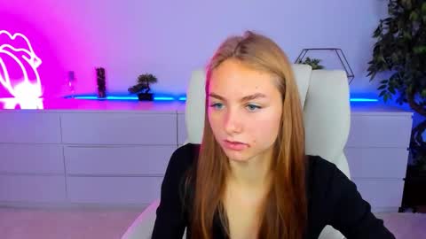 Snapshot of milaaddam chatting on October 11, 5:39 am Milla online show from October 11, 5:39 am