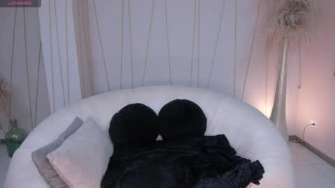 Mila online show from September 14, 11:04 pm