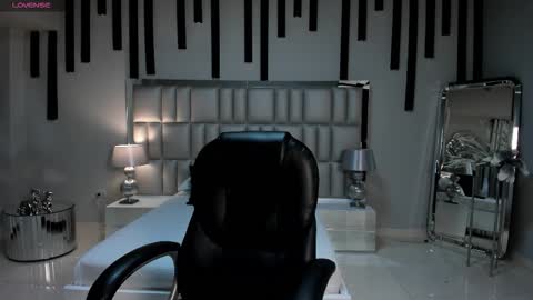 Mila online show from February 17, 2:08 am