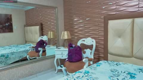 Snapshot of miladiosa chatting on July 5, 11:50 am miladiosa online show from July 5, 11:50 am
