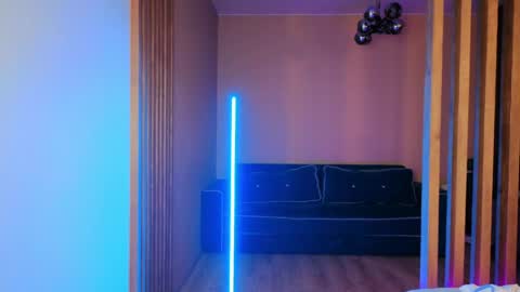 Mila online show from April 19, 6:10 pm