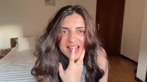 milalifa online show from May 12, 6:49 pm