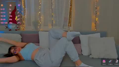 Mila online show from December 16, 5:54 pm