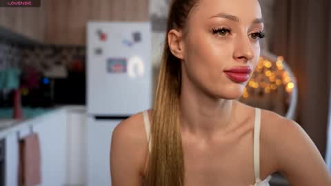 Mila online show from January 7, 5:54 am