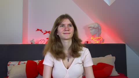 Mila online show from April 1, 6:27 pm