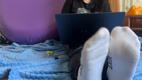 milamisss online show from April 10, 4:28 am