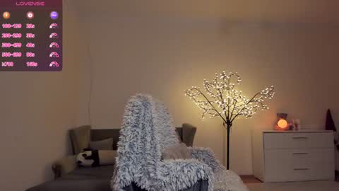 Milana online show from December 13, 1:55 pm