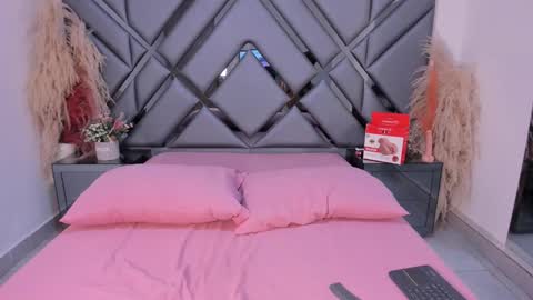 milan_lewiss online show from September 11, 11:43 am